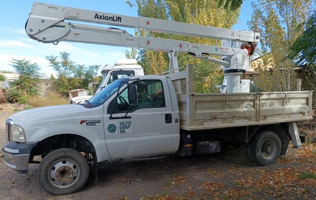Ford 4000 - Elevador Articulado